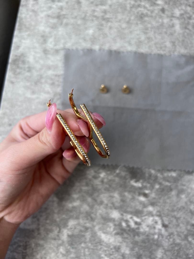 maisonvalentino シグネチャーピアス