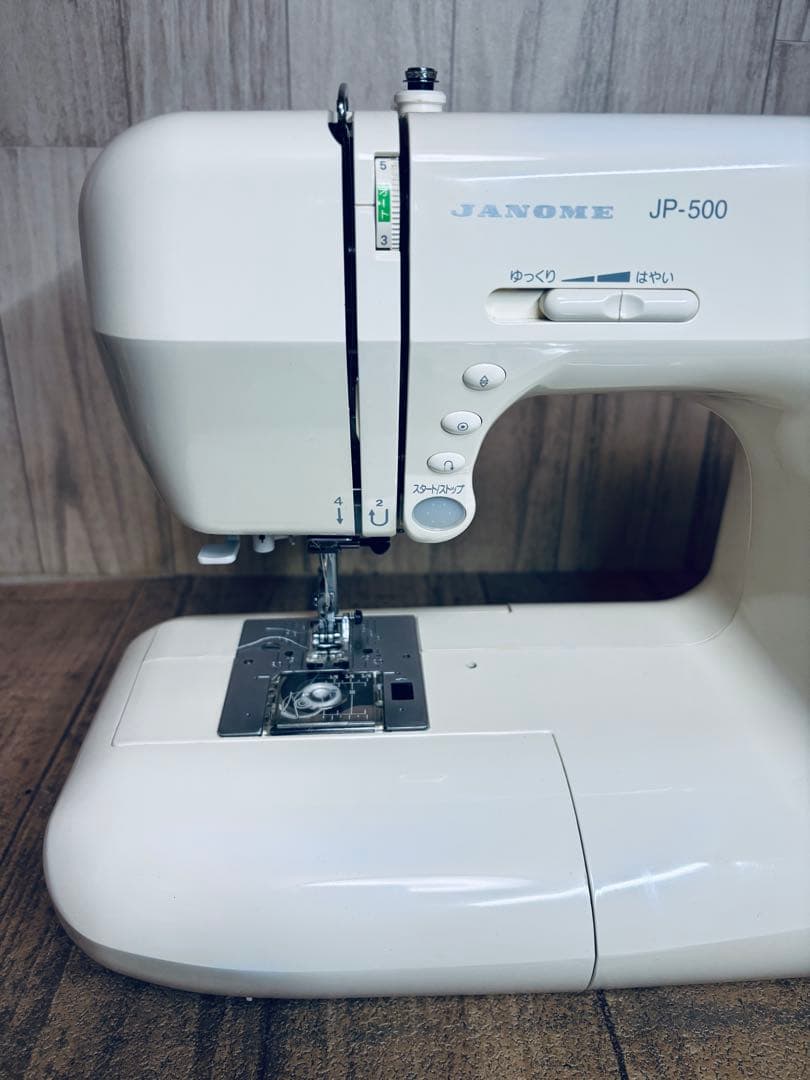 ジャノメ jp500、模様も豊富なパワフル実用ミシン、押え完備！清掃整備済み