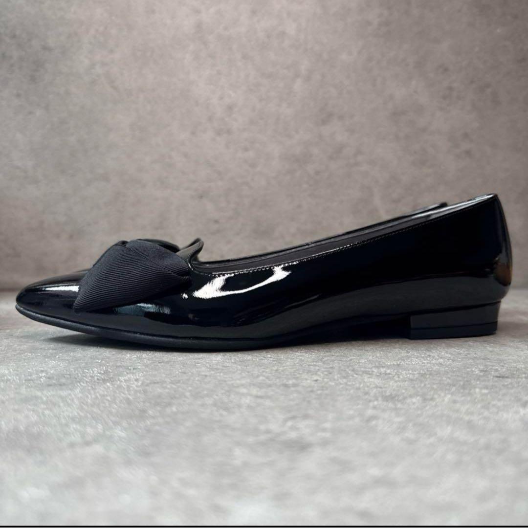 新品！ダイアナ オペラシューズ ポインテッドトゥ リボン エナメル フラット