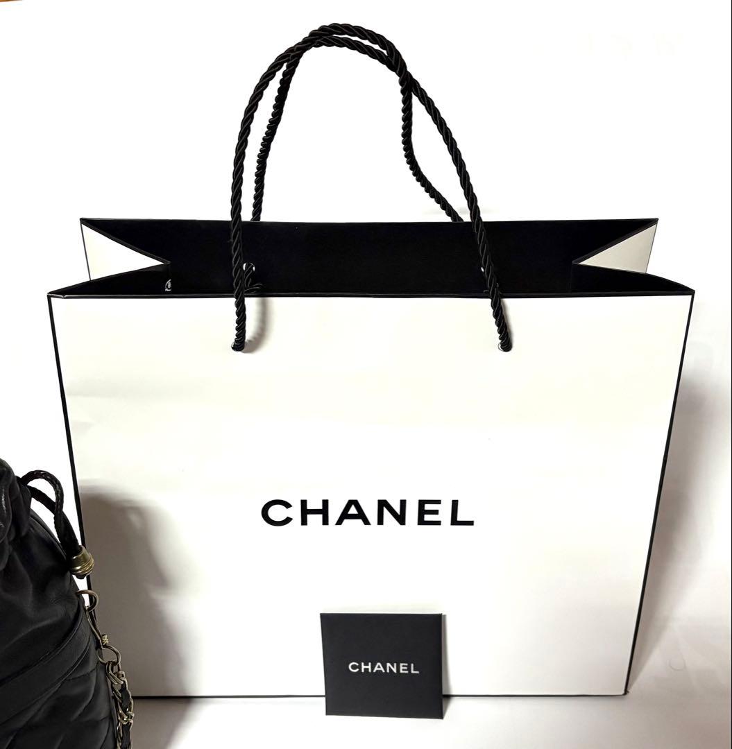 CHANELシャネル☆チェーンショルダー巾着バッグ&ブランドショッパー・カード