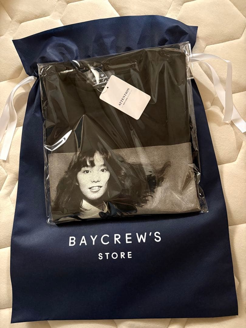 WEB限定予約》竹内まりや / PLASTIC LOVE プリント Tシャツ黒