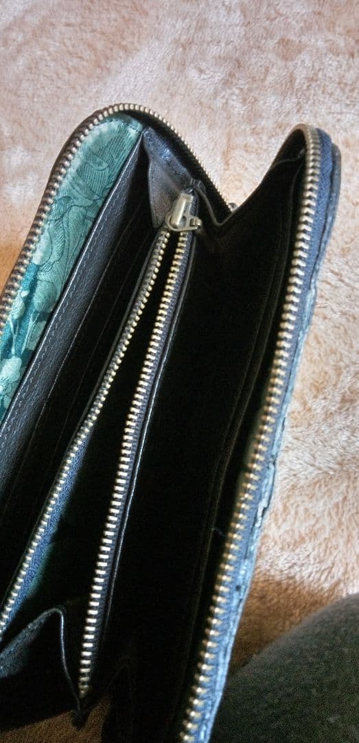 イビザ　黒の長財布 ペッカリーです☆