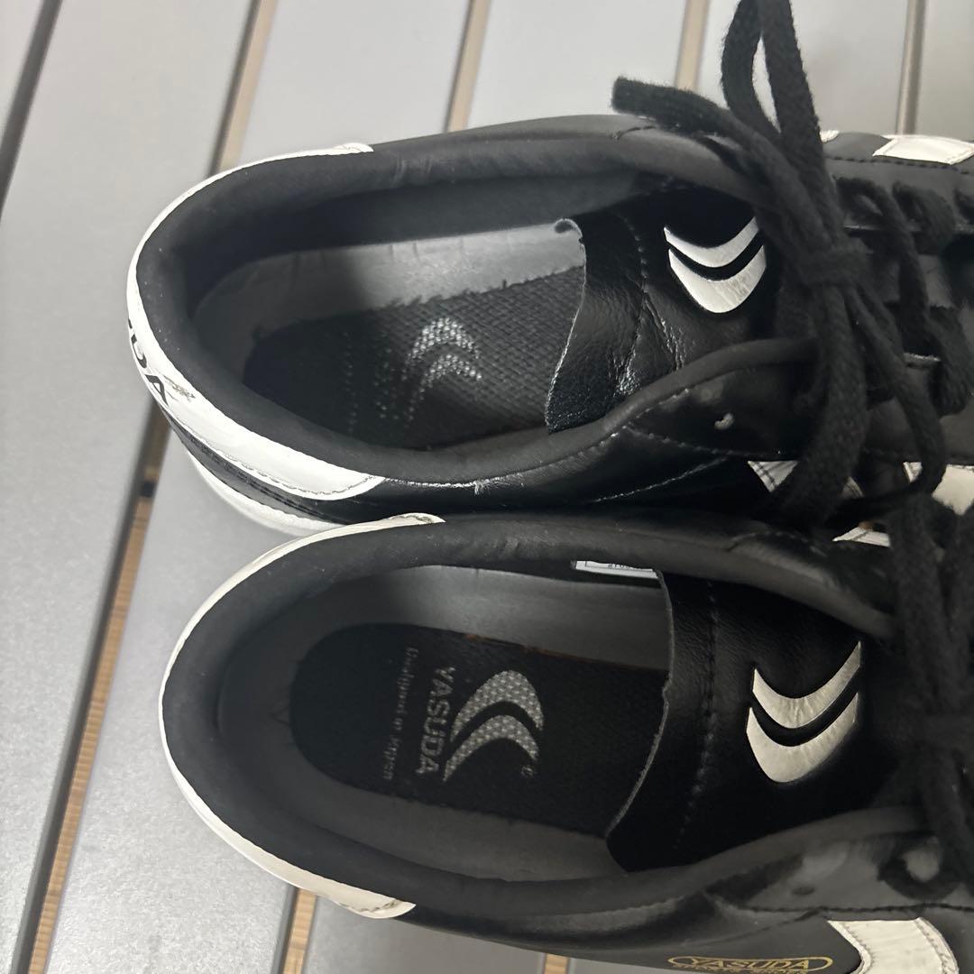 最終価格　YASUDA リガレスタ　TF 黒/白 人工芝用