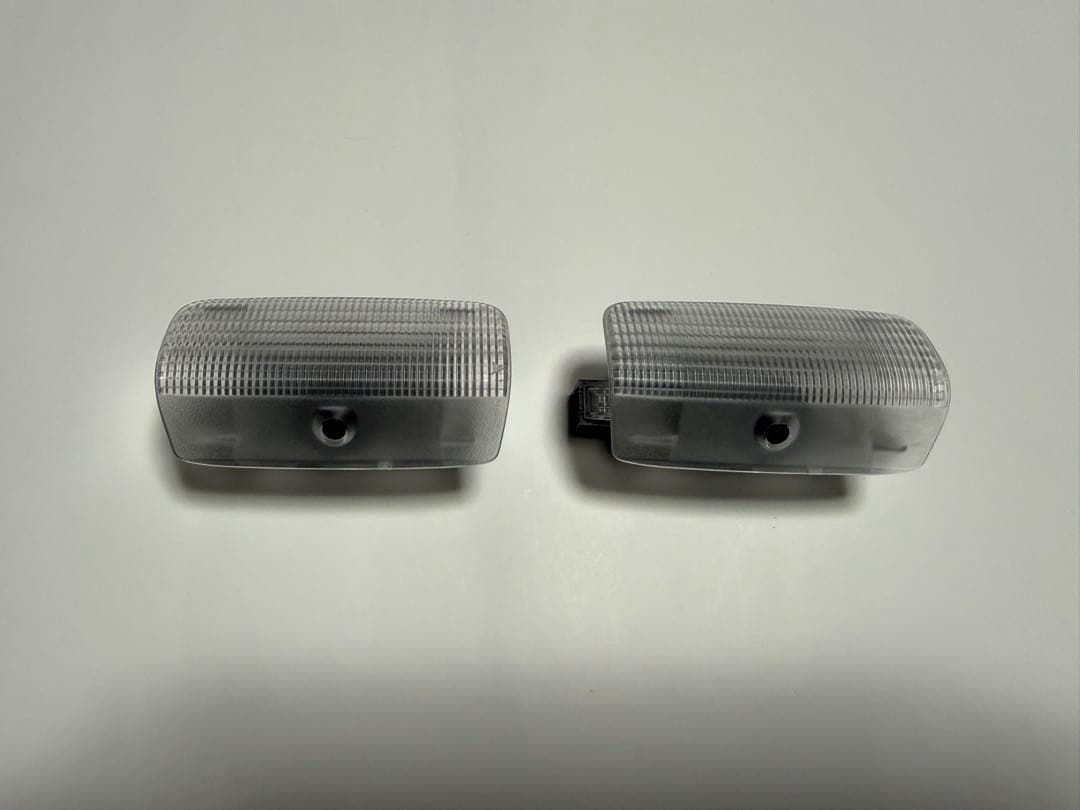 レクサス純正　プロジェクションカーテシイルミ　0852D-33010