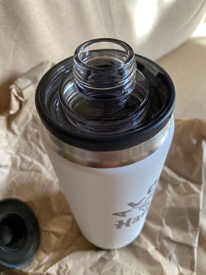 YETI ハワイ限定水筒　ステッカー付き