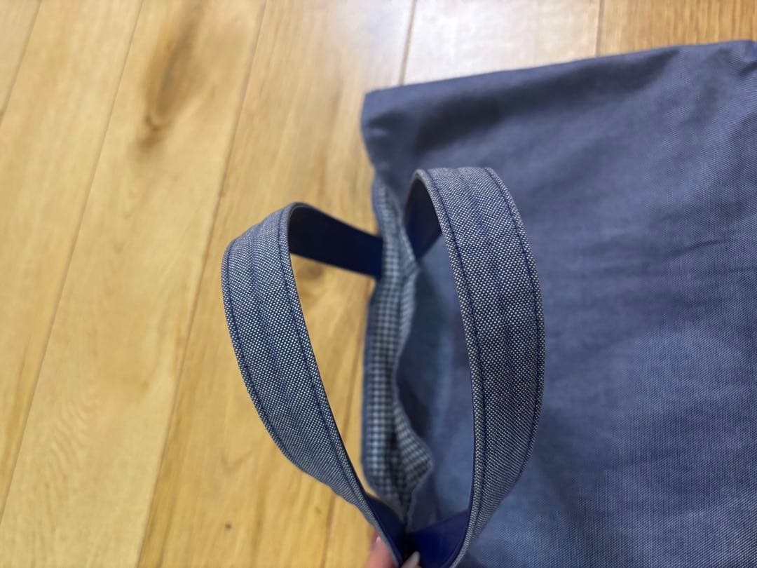 ファミリア　familiar ブック入れ