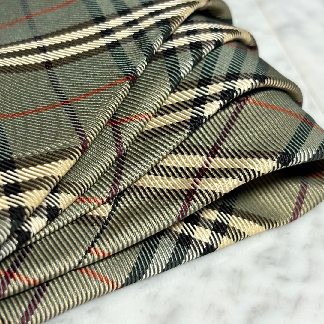 BURBERRY ネクタイ ノバチェック ベージュ グリーン系 光沢