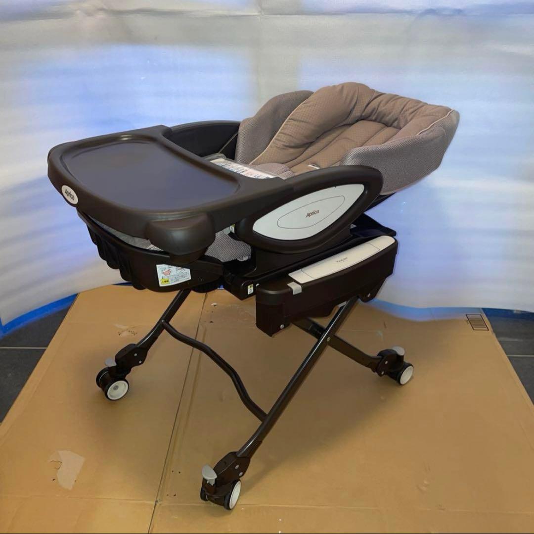 Aprica ユラリズムオート