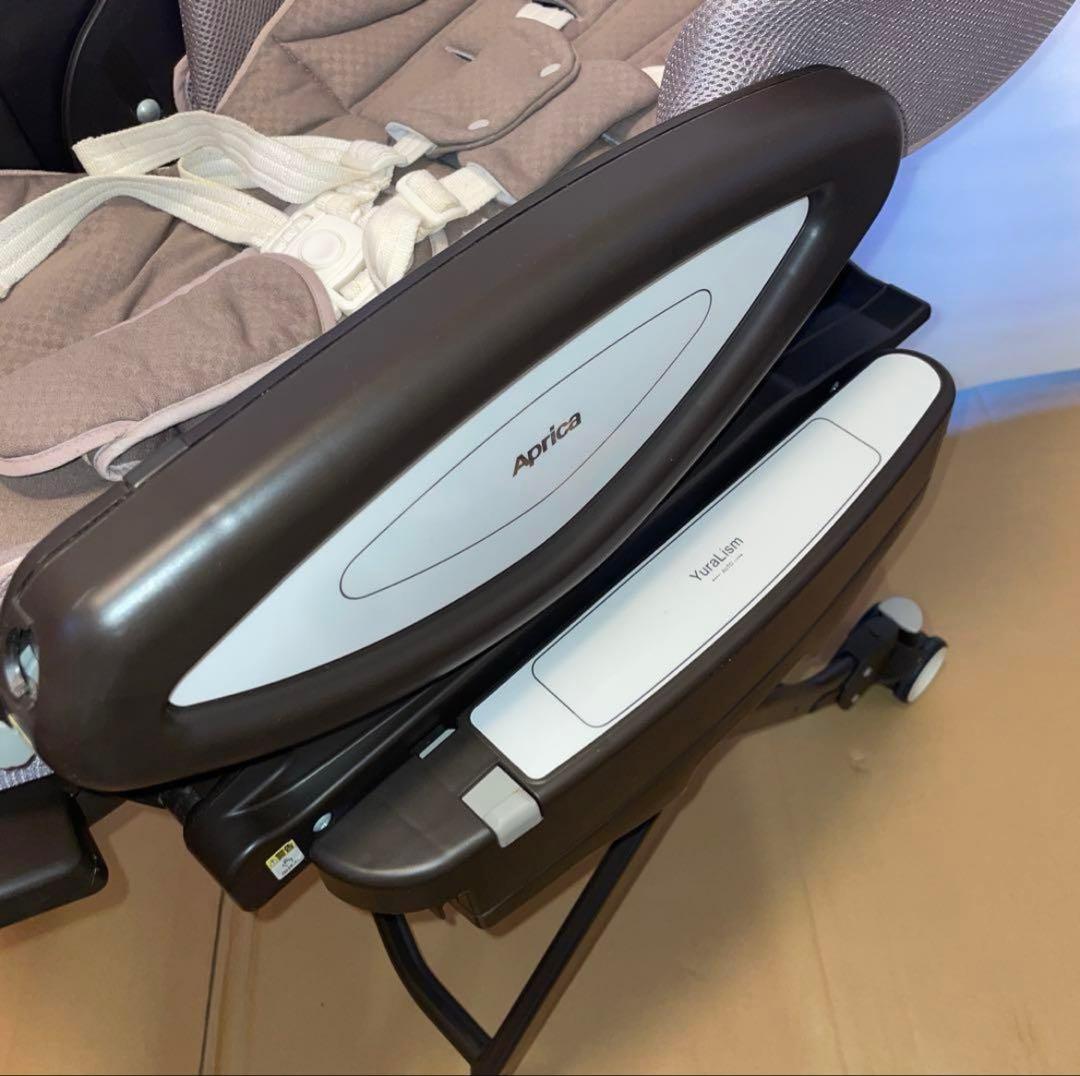 Aprica ユラリズムオート