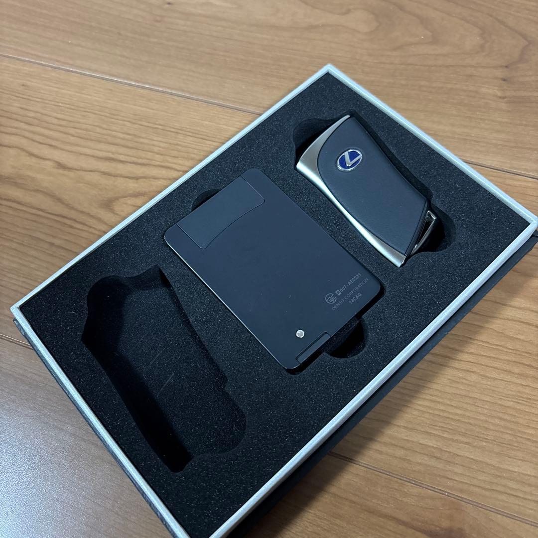レクサス　純正　LS500 スマートキー　　カードキー　LEXUS 美品　箱付き