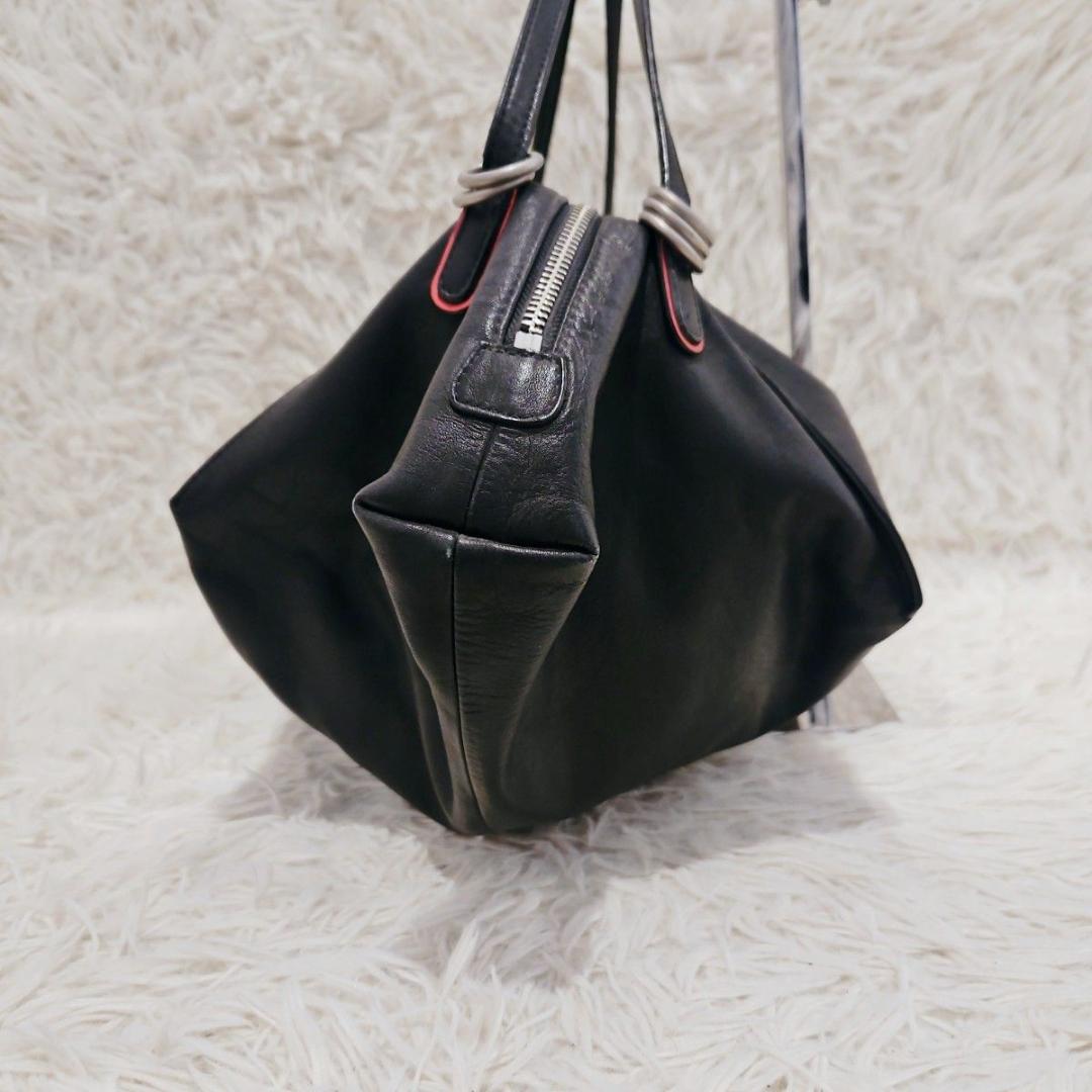 美品 Kawa kawa カワカワ レザーショルダー バッグ シルバーリング金具