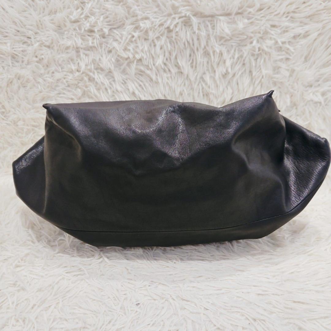 美品 Kawa kawa カワカワ レザーショルダー バッグ シルバーリング金具