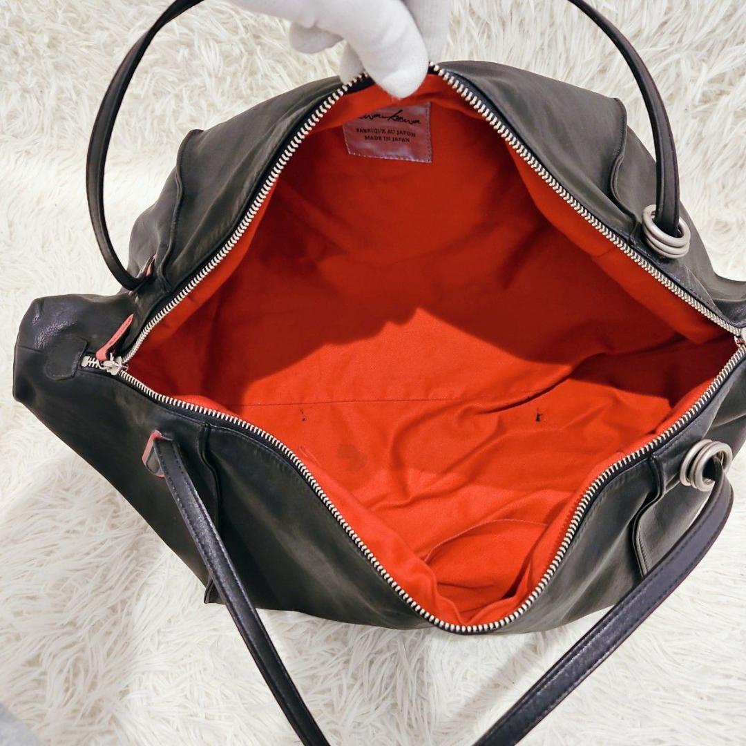 美品 Kawa kawa カワカワ レザーショルダー バッグ シルバーリング金具