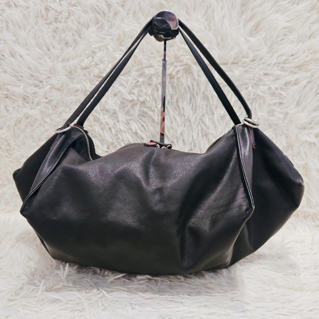 美品 Kawa kawa カワカワ レザーショルダー バッグ シルバーリング金具