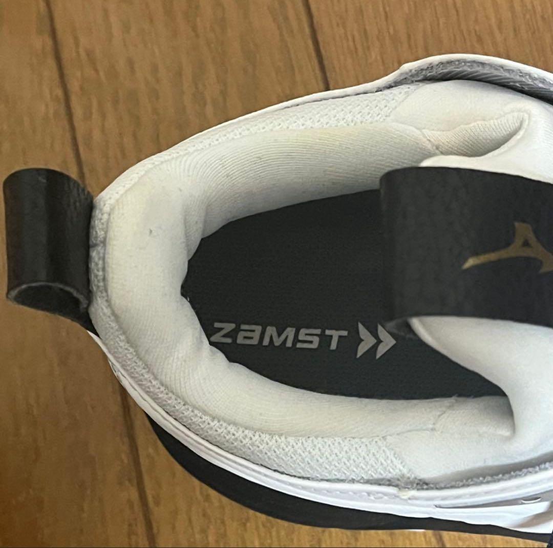 バレーボール　シューズ　バレーシューズ