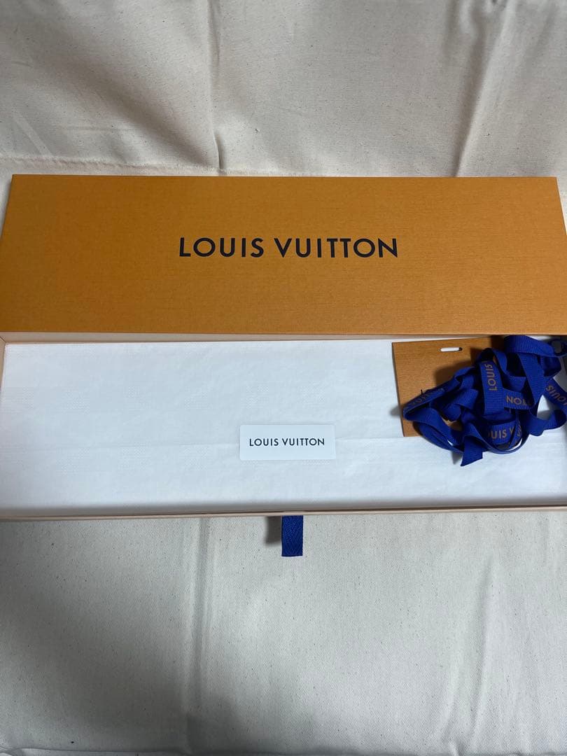 ルイヴィトン LV ネクタイ 新品未使用 箱付き