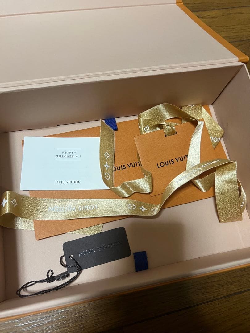 ルイヴィトン マフラー クラッシック ブルーマリーヌ モノグラム