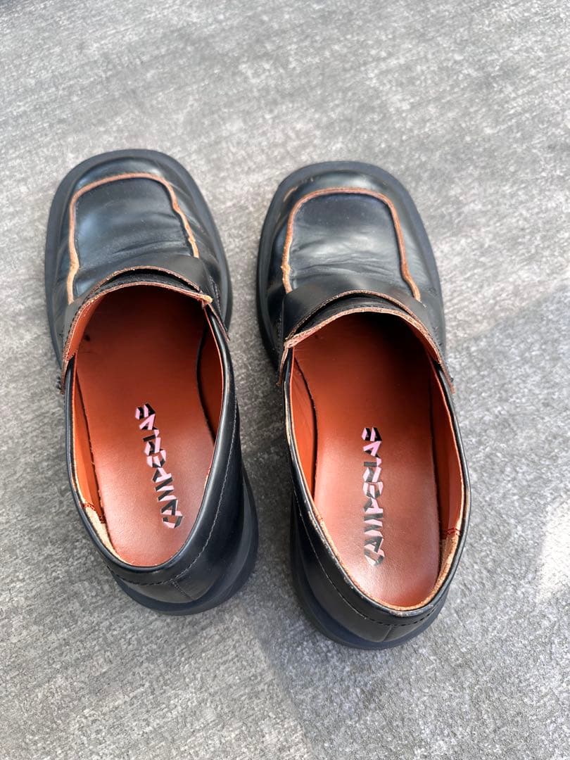 Camper Lab スクエアトゥローファー