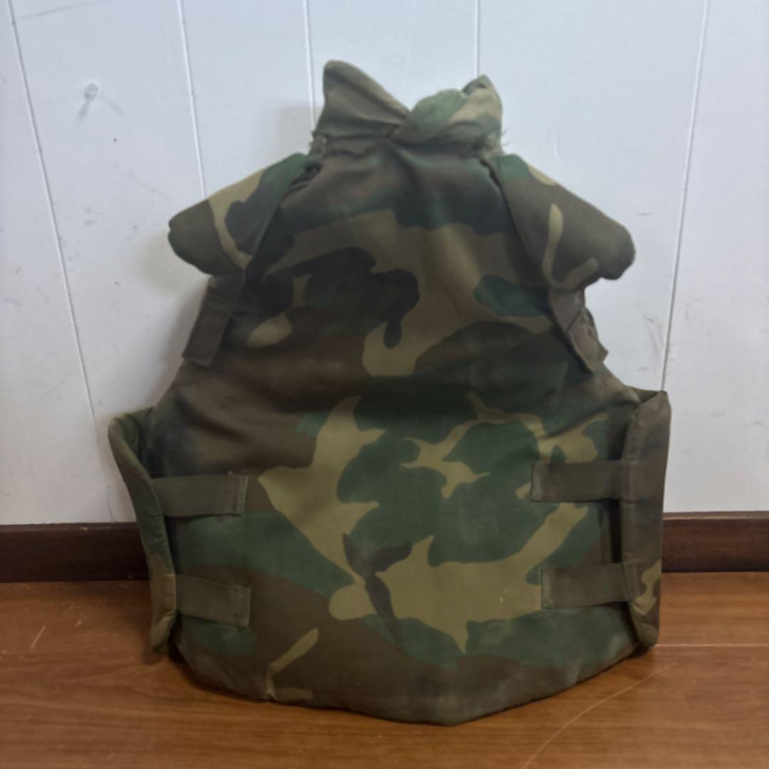 米軍　実物　PASGT BODY ARMOR サイズMEDIUM 送料無料