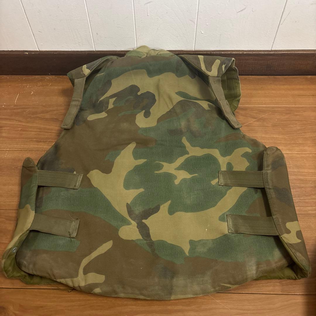 米軍　実物　PASGT BODY ARMOR サイズMEDIUM 送料無料