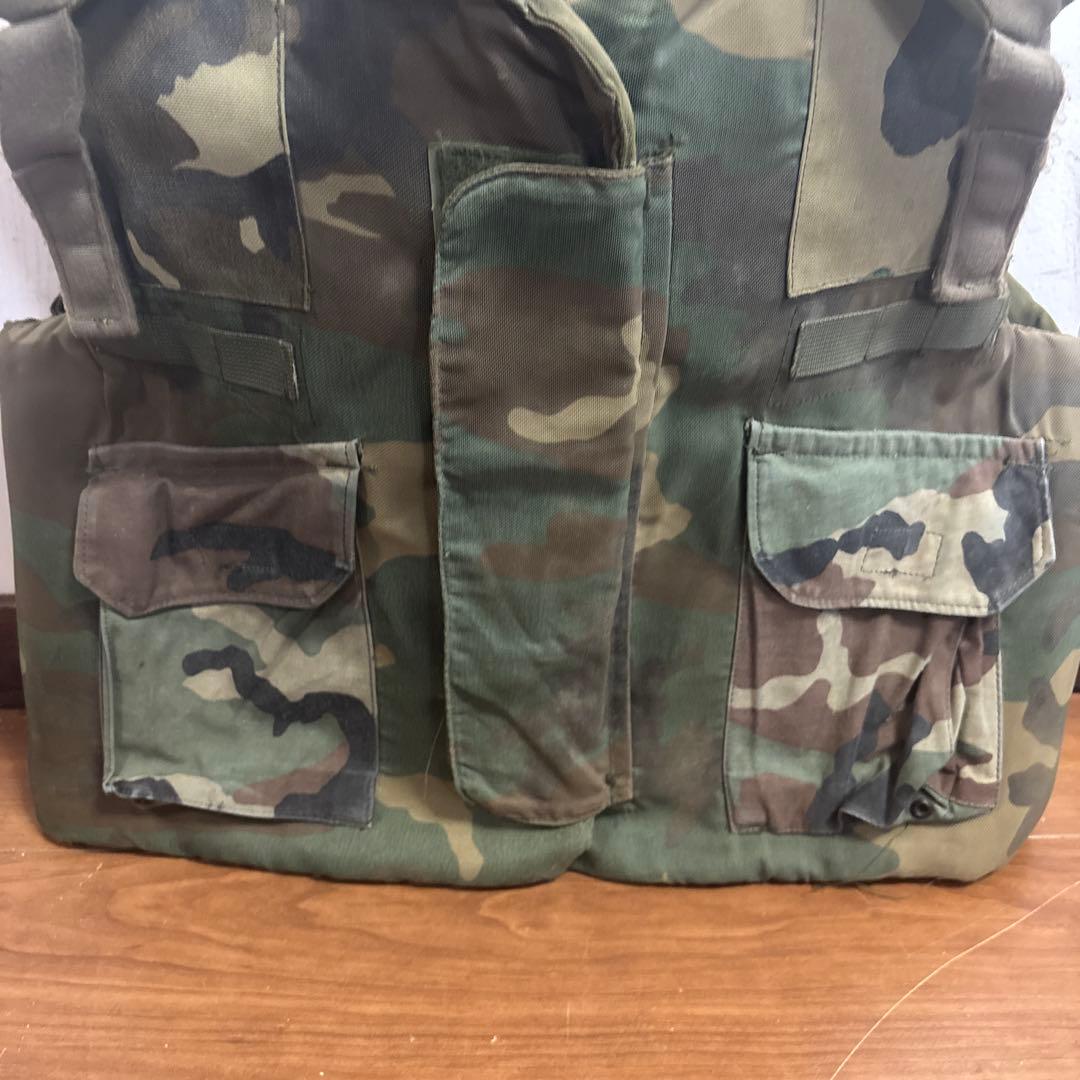 米軍　実物　PASGT BODY ARMOR サイズMEDIUM 送料無料