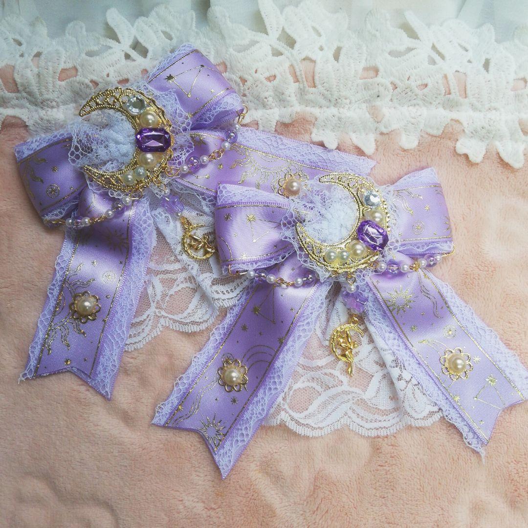 ライトグリーンMoonヘアクリップ　ロリータ　地雷　量産型　推し活　ハンドメイド