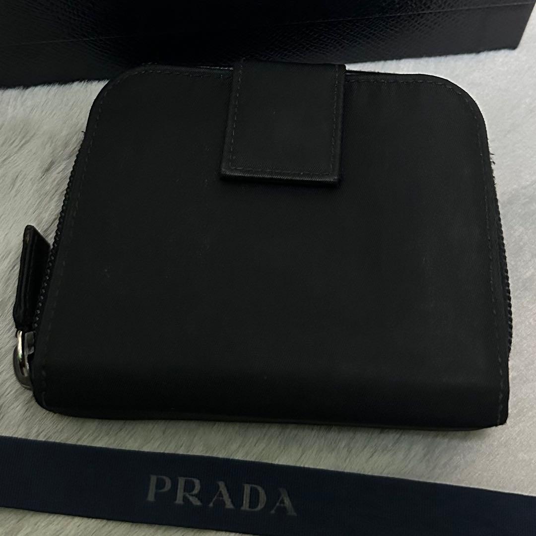PRADA プラダ　折り財布　ナイロン　ラウンドファスナー　三角ロゴ　ブラック