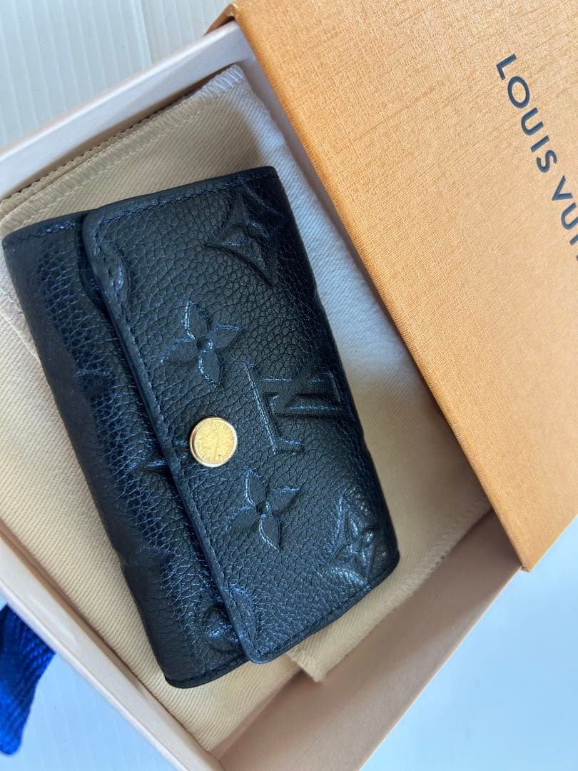 LOUIS VUITTON ブラックキーケース