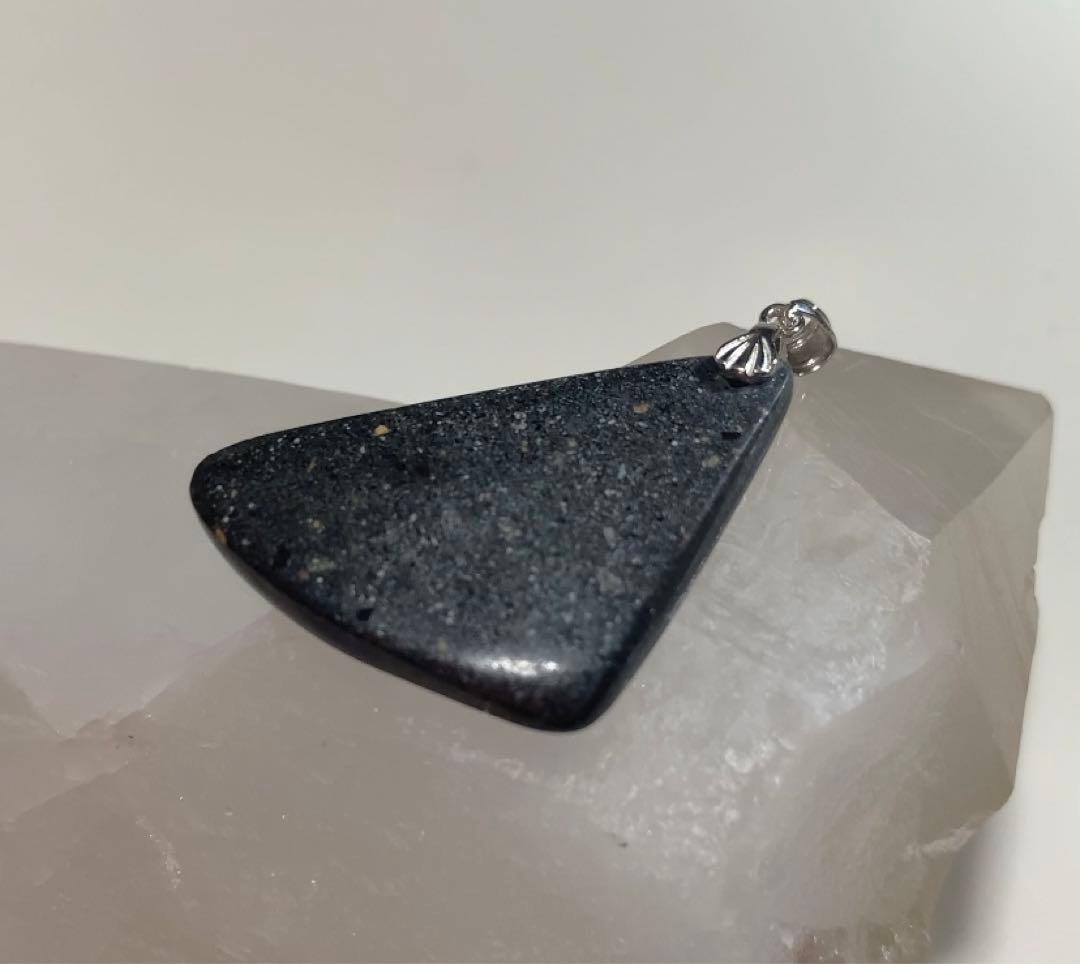 ★ジャスパー★ ★激レア★ ブラックマトリックスオパール　ペンダントトップ