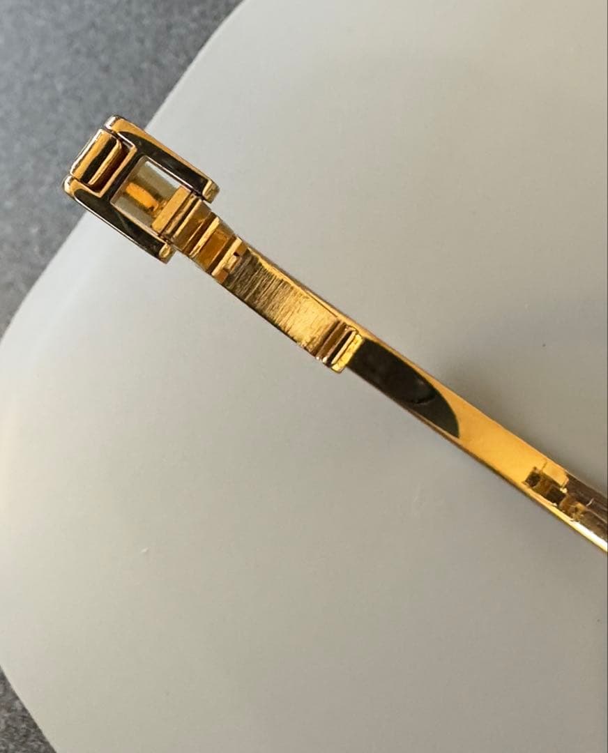 美品 グッチ 11/12.2 チェンジベゼル 12色 レディース クォーツ腕時計