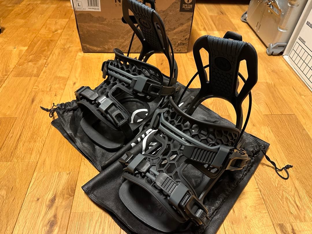 スノーボード NIDECKER / Flow Phenix 2025