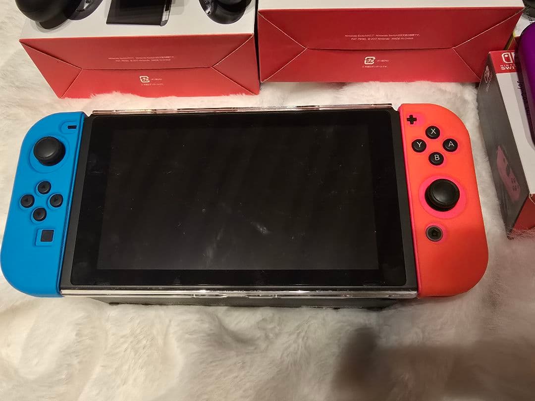 値下げ Nintendo Switch 本体 青/赤 ジョイコンなどセット
