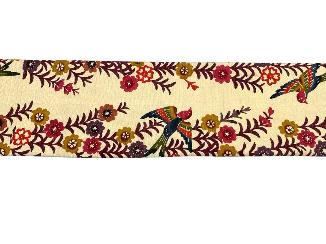 枝垂れ桜と鳥の紅型調型染め名古屋帯◇生成り色 未使用美品 染め帯 つばめ 紬地