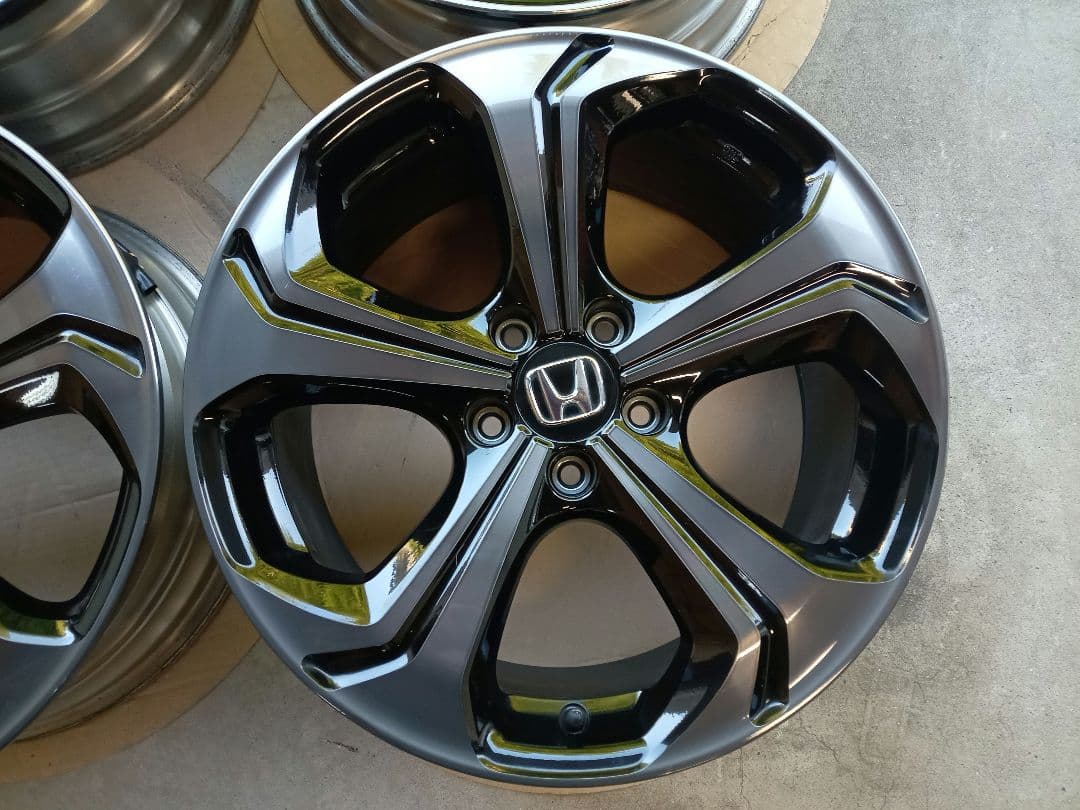 ジェイド純正１８インチホイール