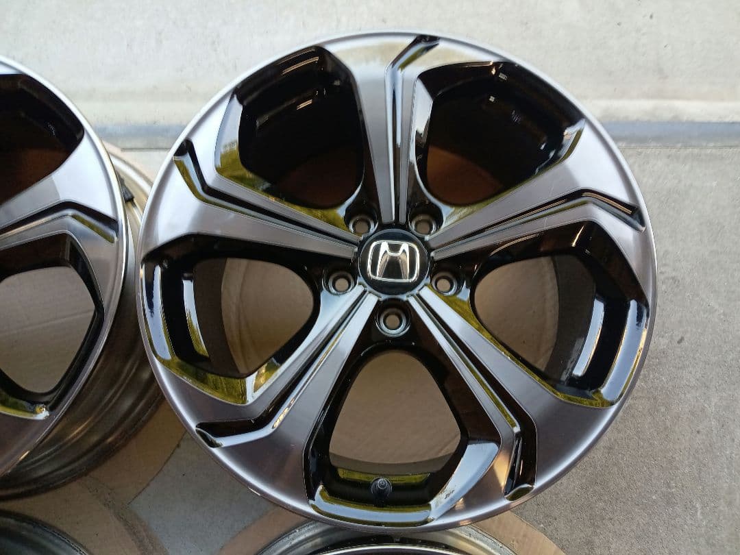 ジェイド純正１８インチホイール