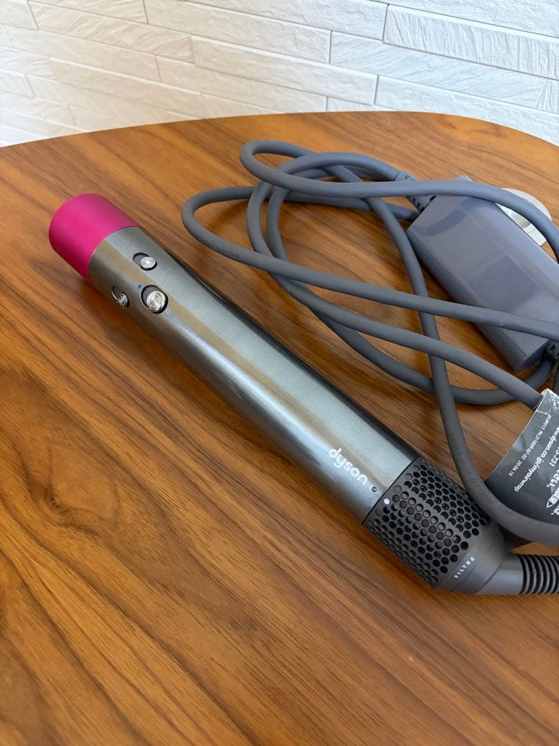 Dyson Airwrap ヘアドライヤー 各種アタッチメント付き