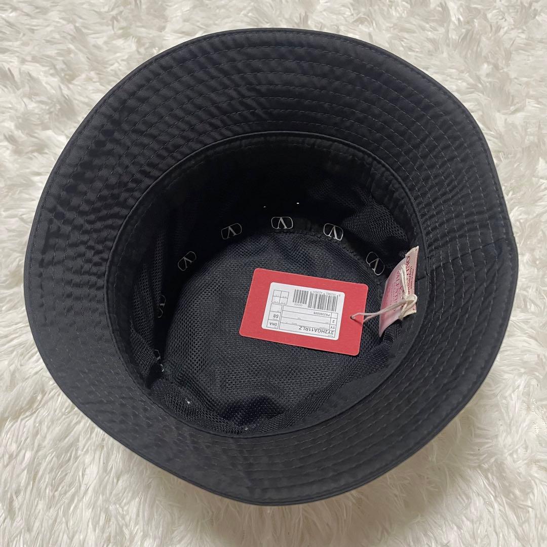 【正規品保証】新品 ヴァレンティノ・ガラヴァーニ Vロゴ バケットハット 58