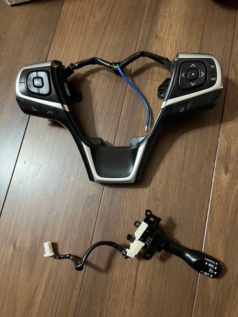 ハリアー60 ステアリングスイッチ　クルーズコントロール