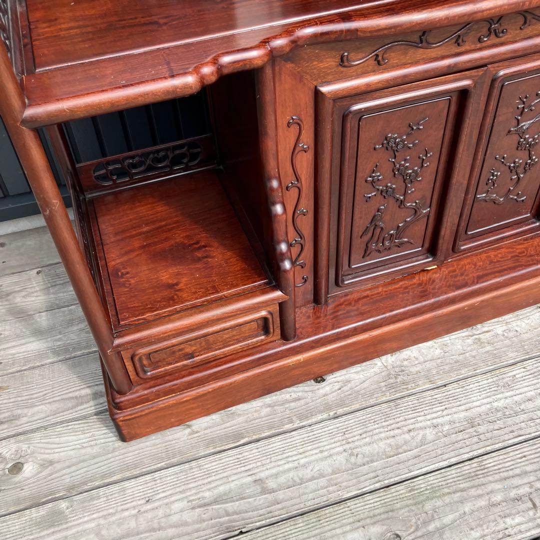 唐木家具 茶箪笥 飾り棚 中国骨董 唐草透彫り サイドボード ビンテージ時代家具