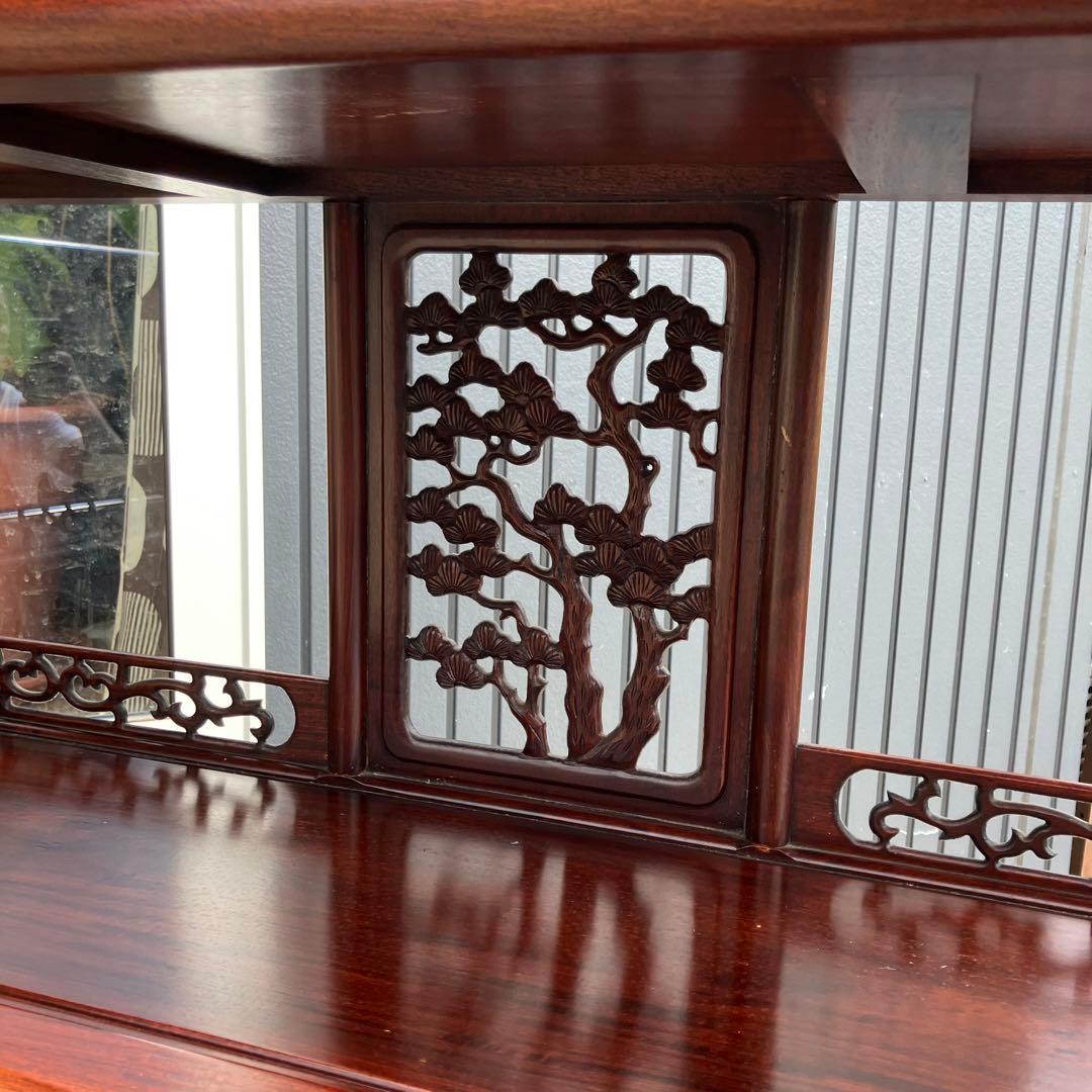 唐木家具 茶箪笥 飾り棚 中国骨董 唐草透彫り サイドボード ビンテージ時代家具