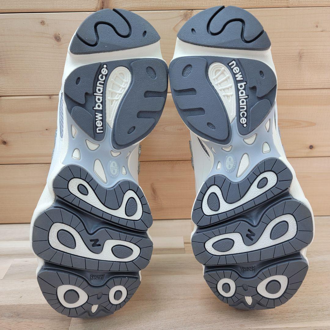 ニューバランス M1000MEW ホワイト/グレー 24.5cm