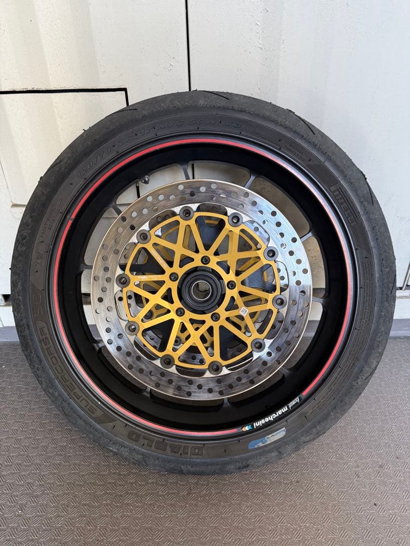 ドゥカティ 1098系 フロントホイール タイヤ・ブレーキディスク付き