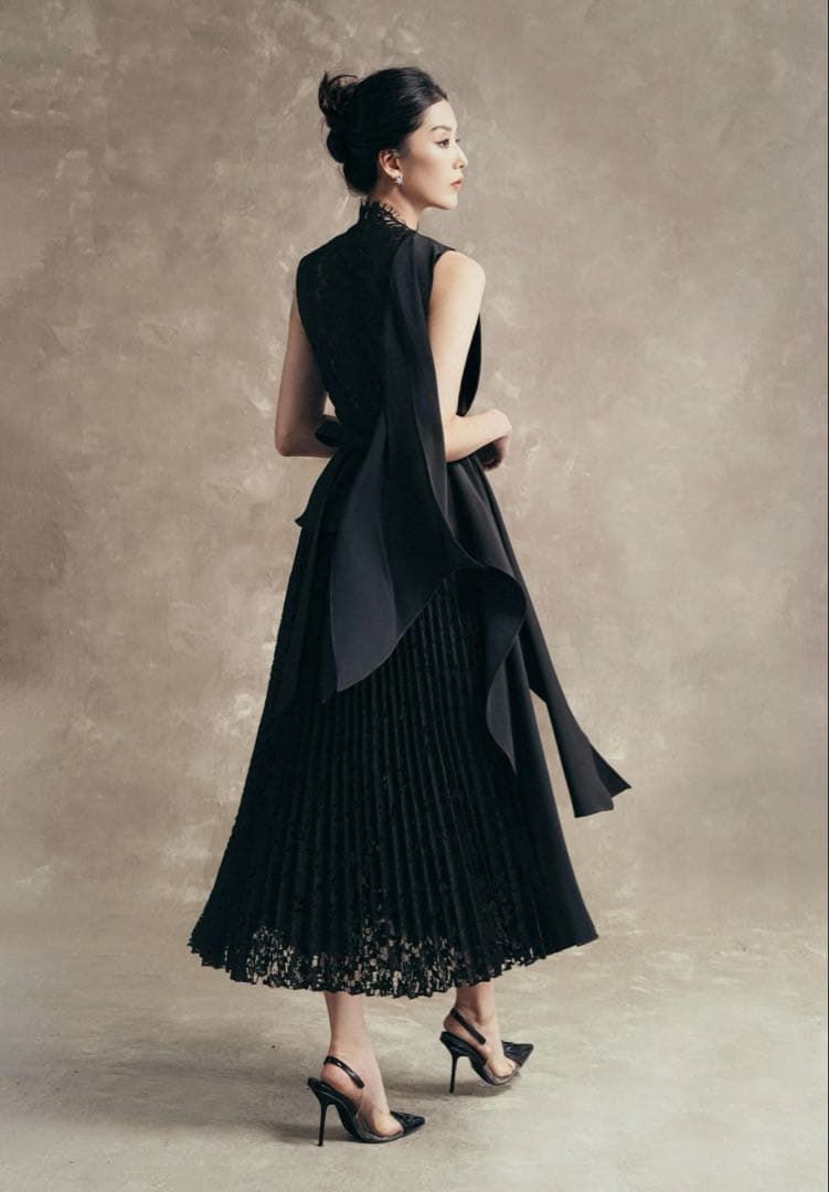 GIANA ワンピース　刺繍　フレアスカート M UK8