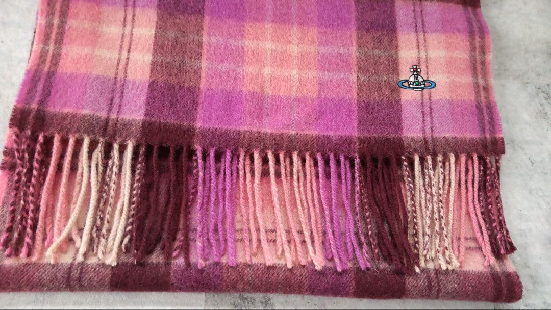 ヴィヴィアンウエストウッド⿻ カシミヤ100%洗えるマフラー カラーオーブ刺繍