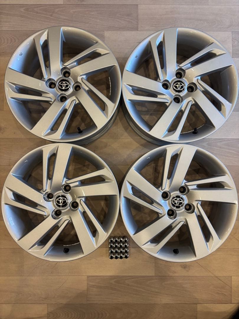 【新車外し品】トヨタ ライズ 純正16インチアルミ4本セット 純正ナット付属