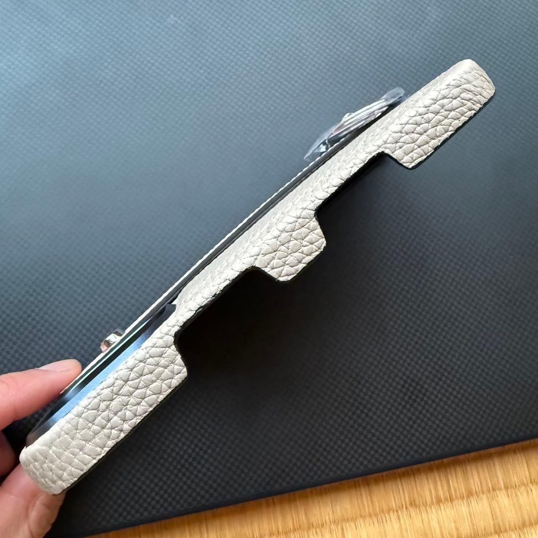 ボナベンチュラ/BONAVENTURA iPhone16 Pro グレージュ