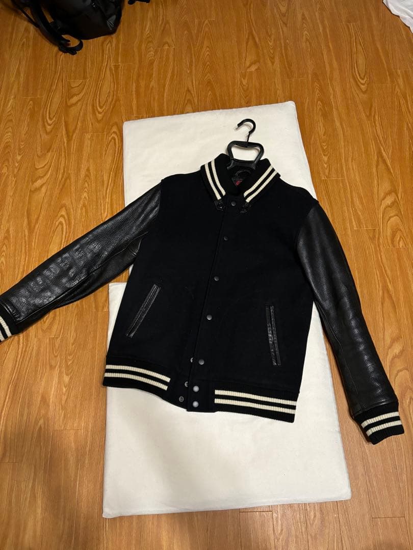 【牛革】BEAMS（ビームス）　レザースタジャン