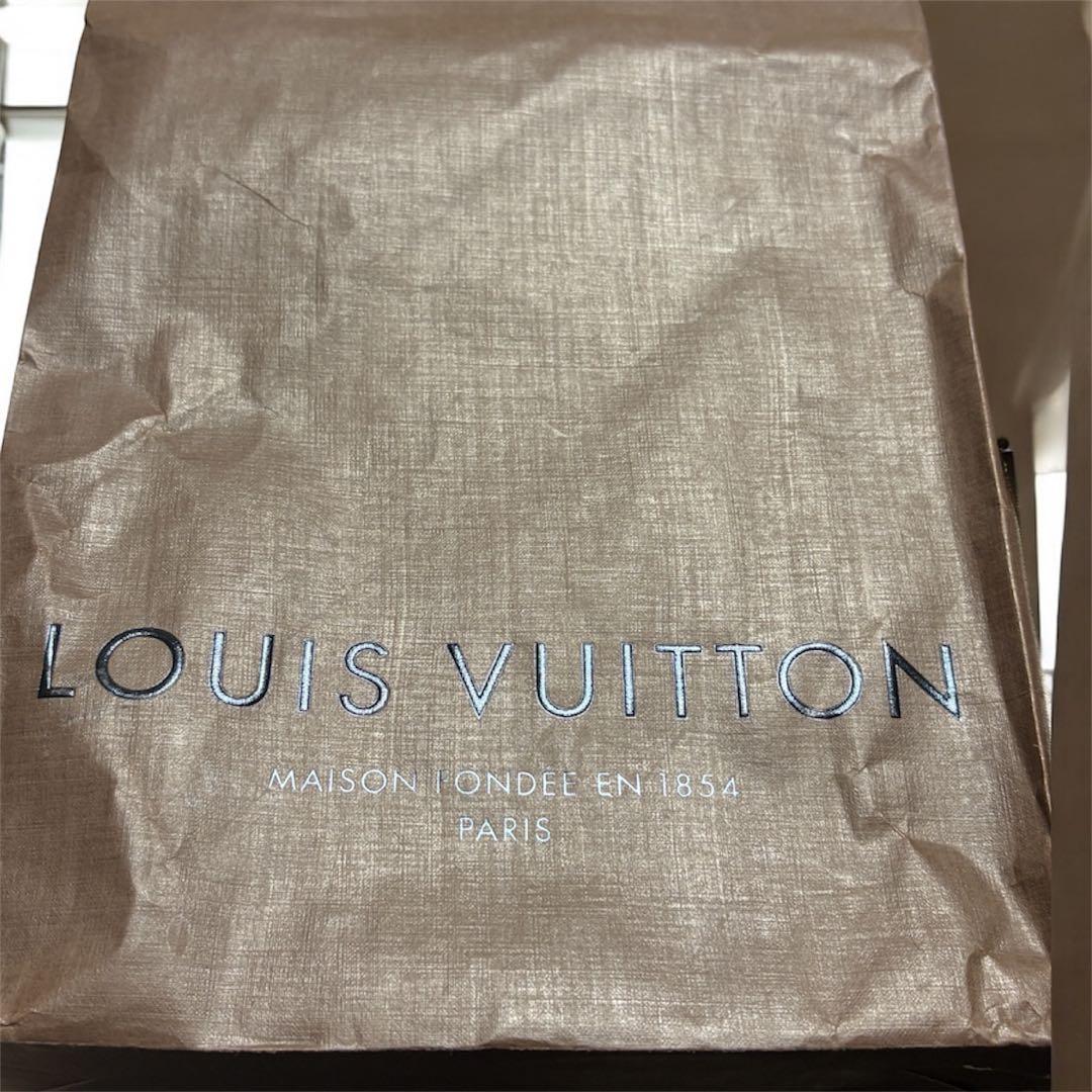 u*o様 エピ ポルトフォイユ ウジェニ M63882 ブラック　財布　ルイヴィ