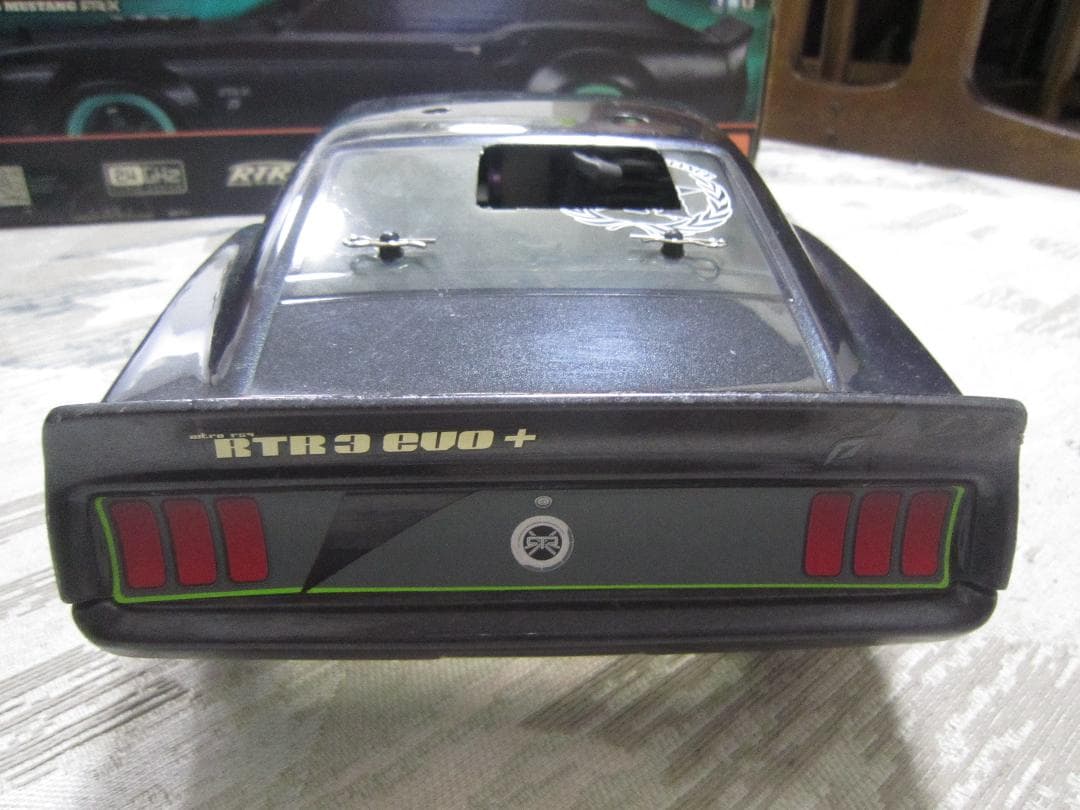 ト*ン様 日本未発売 HPI RS4 3EVO⁺ マスタング 完全動作品 エンジ