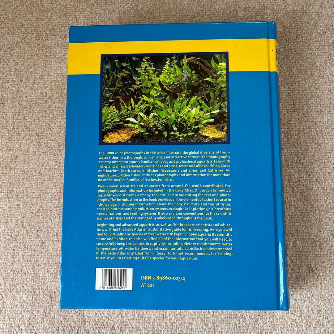 洋書　Freshwater Aquarium Fishes 淡水魚　大型本